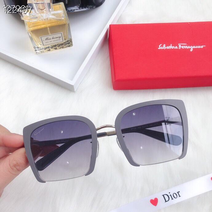 Ferragamo菲拉格慕 19開春代購級別 SF138S 新款 女款太陽鏡  lly1134